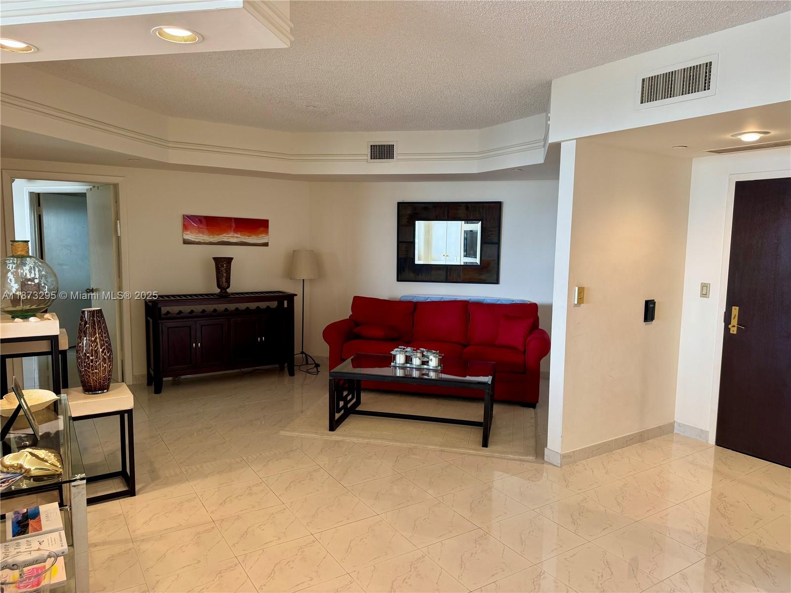 3000 Island Blvd #2004, Aventura FL 33160