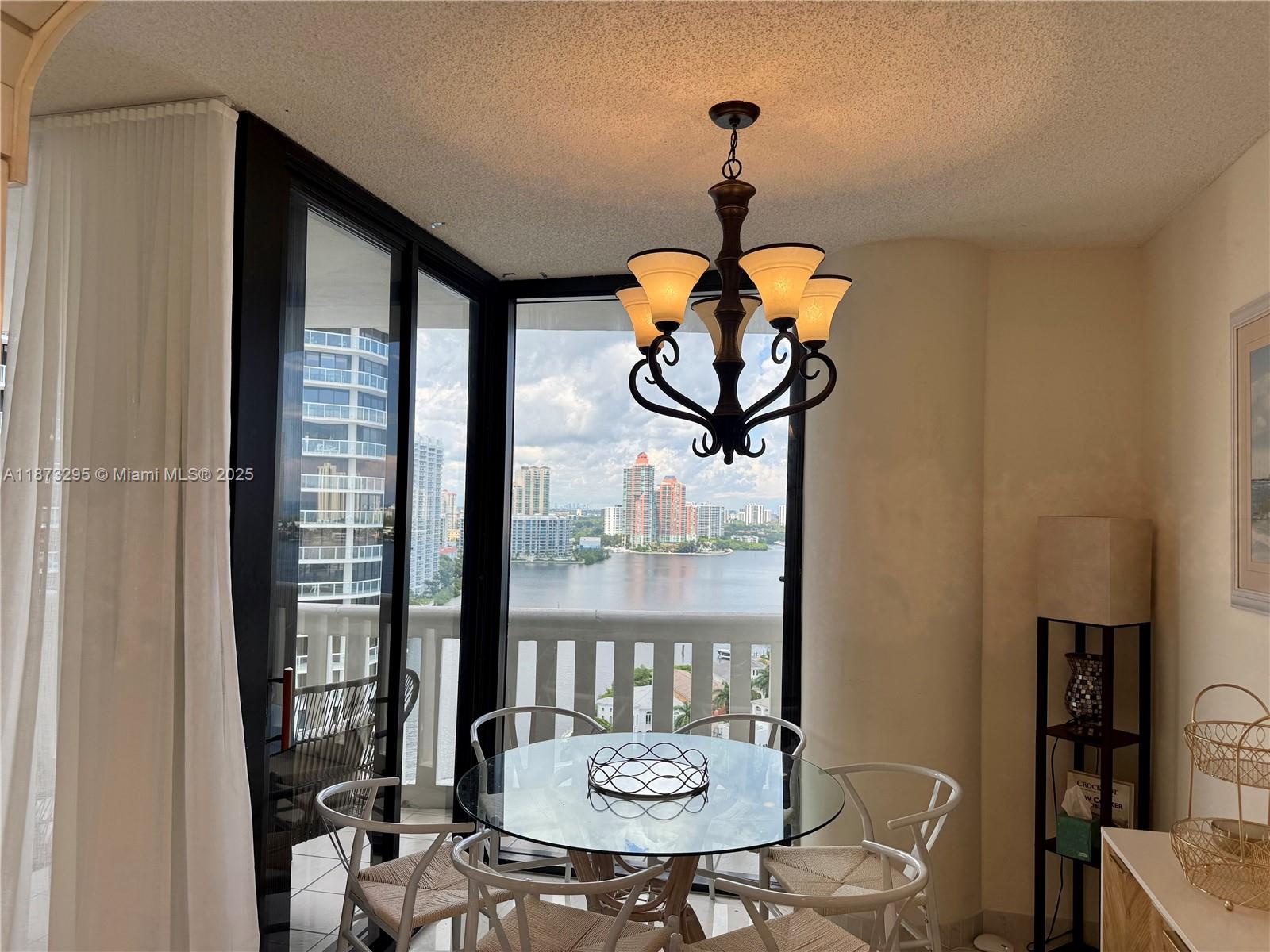 3000 Island Blvd #2004, Aventura FL 33160