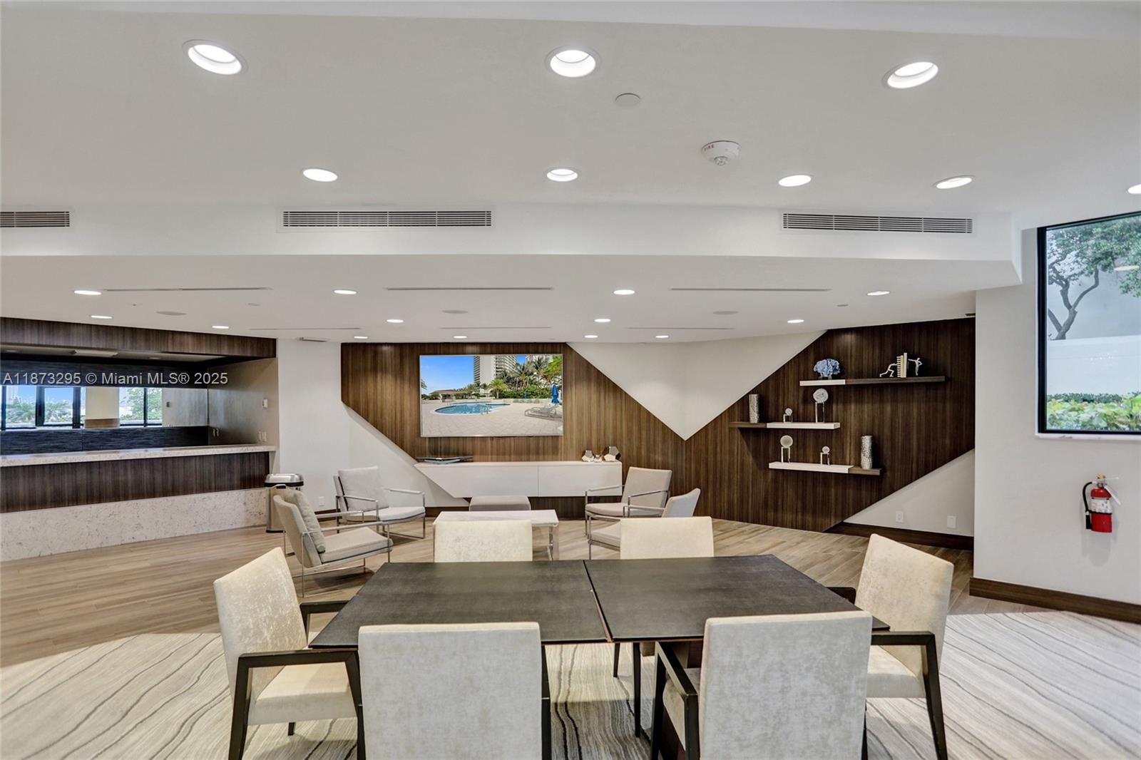 3000 Island Blvd #2004, Aventura FL 33160
