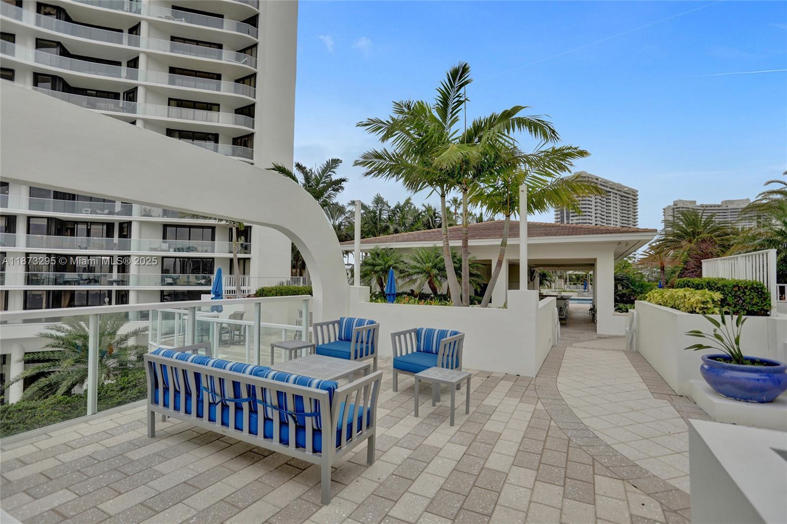 3000 Island Blvd #2004, Aventura FL 33160