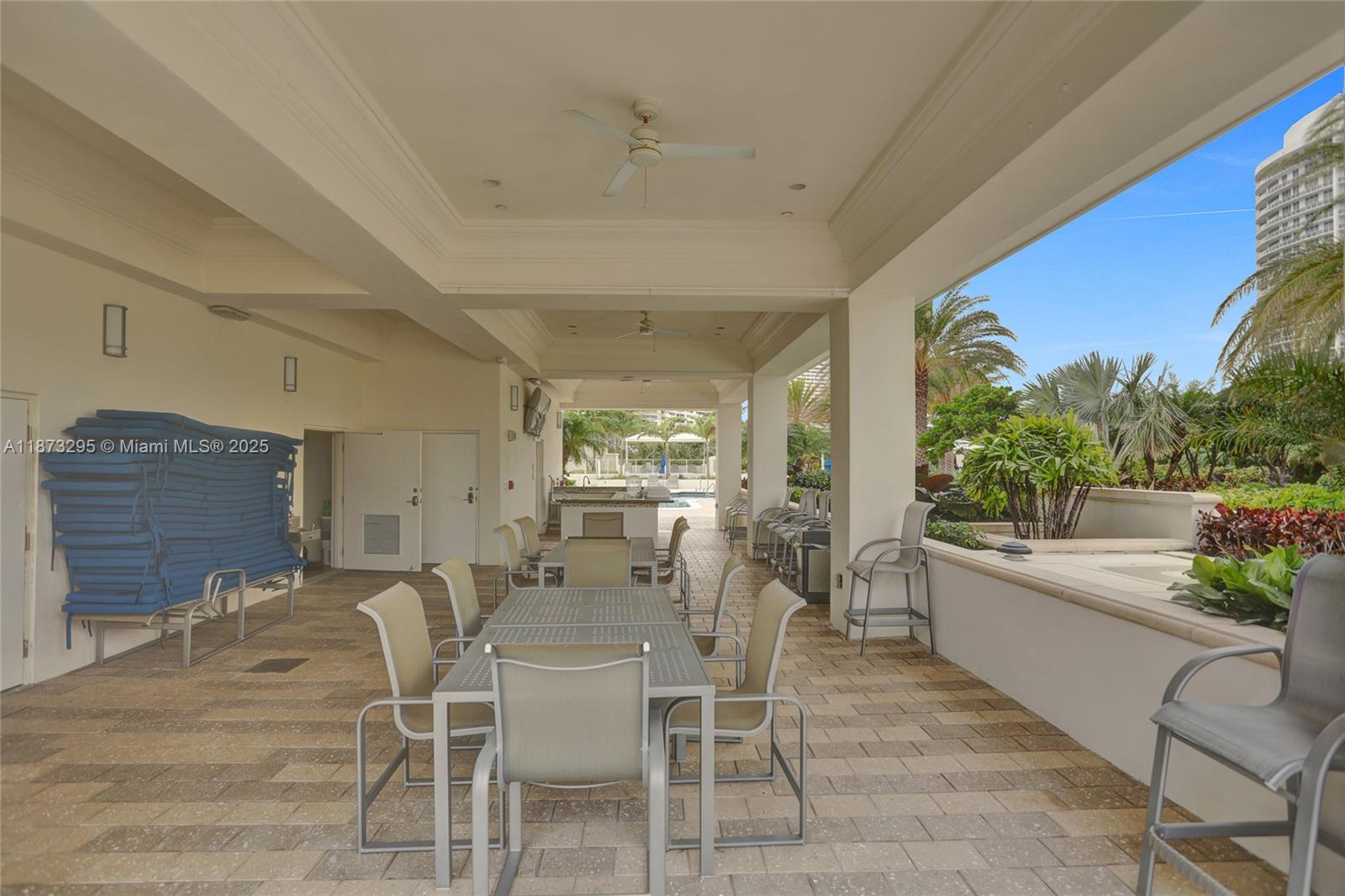 3000 Island Blvd #2004, Aventura FL 33160
