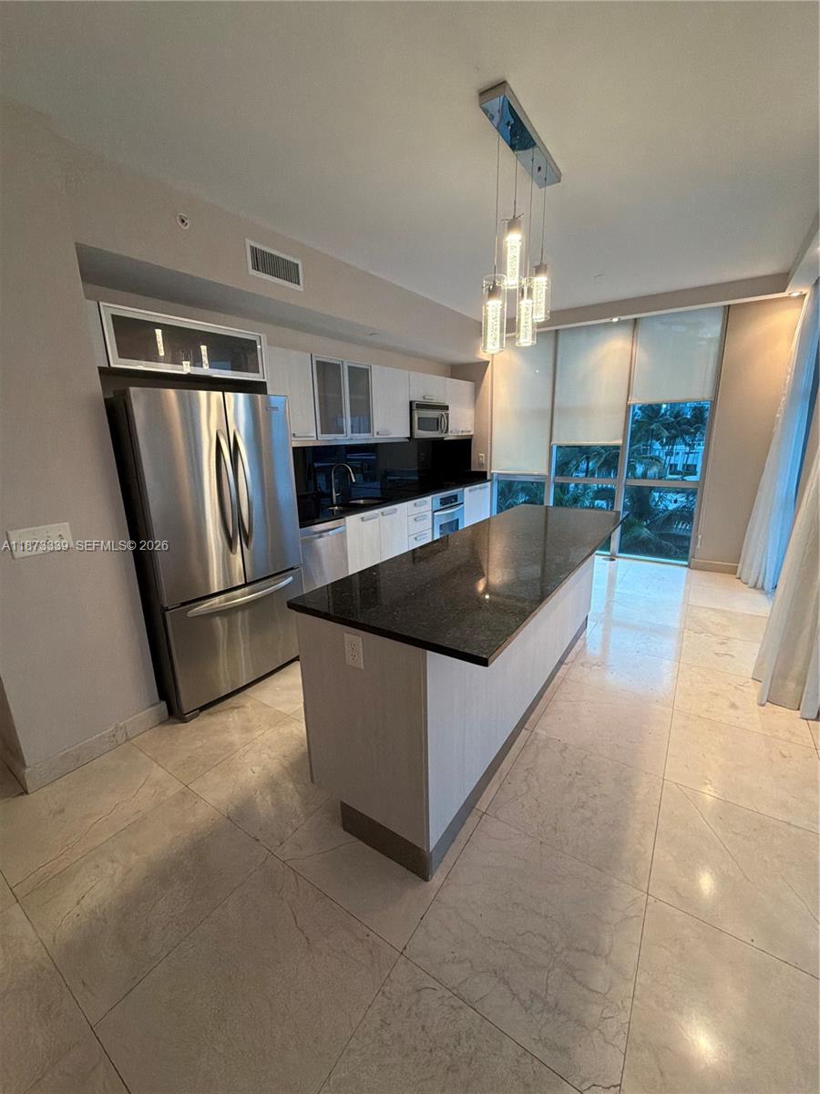 3131 NE 188th St #1-702, Aventura FL 33180