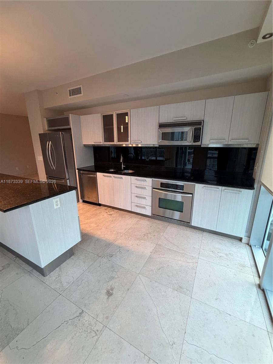 3131 NE 188th St #1-702, Aventura FL 33180