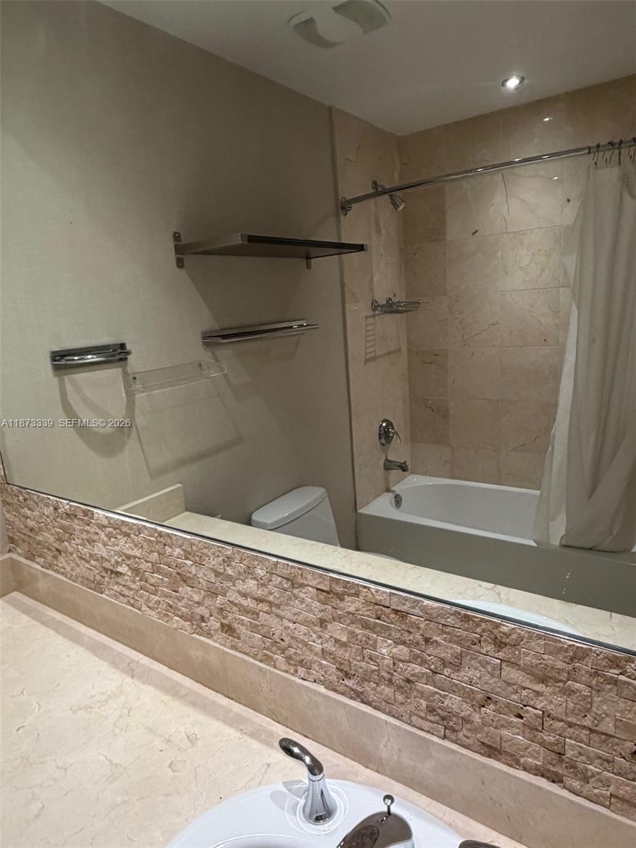 3131 NE 188th St #1-702, Aventura FL 33180