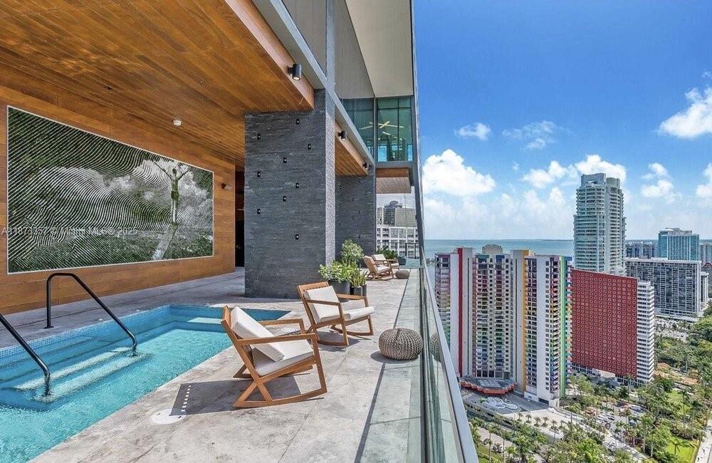 1451 Brickell Ave #2706, Miami FL 33131