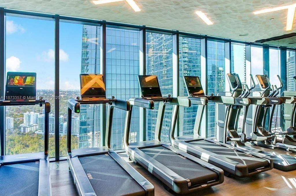 1451 Brickell Ave #2706, Miami FL 33131