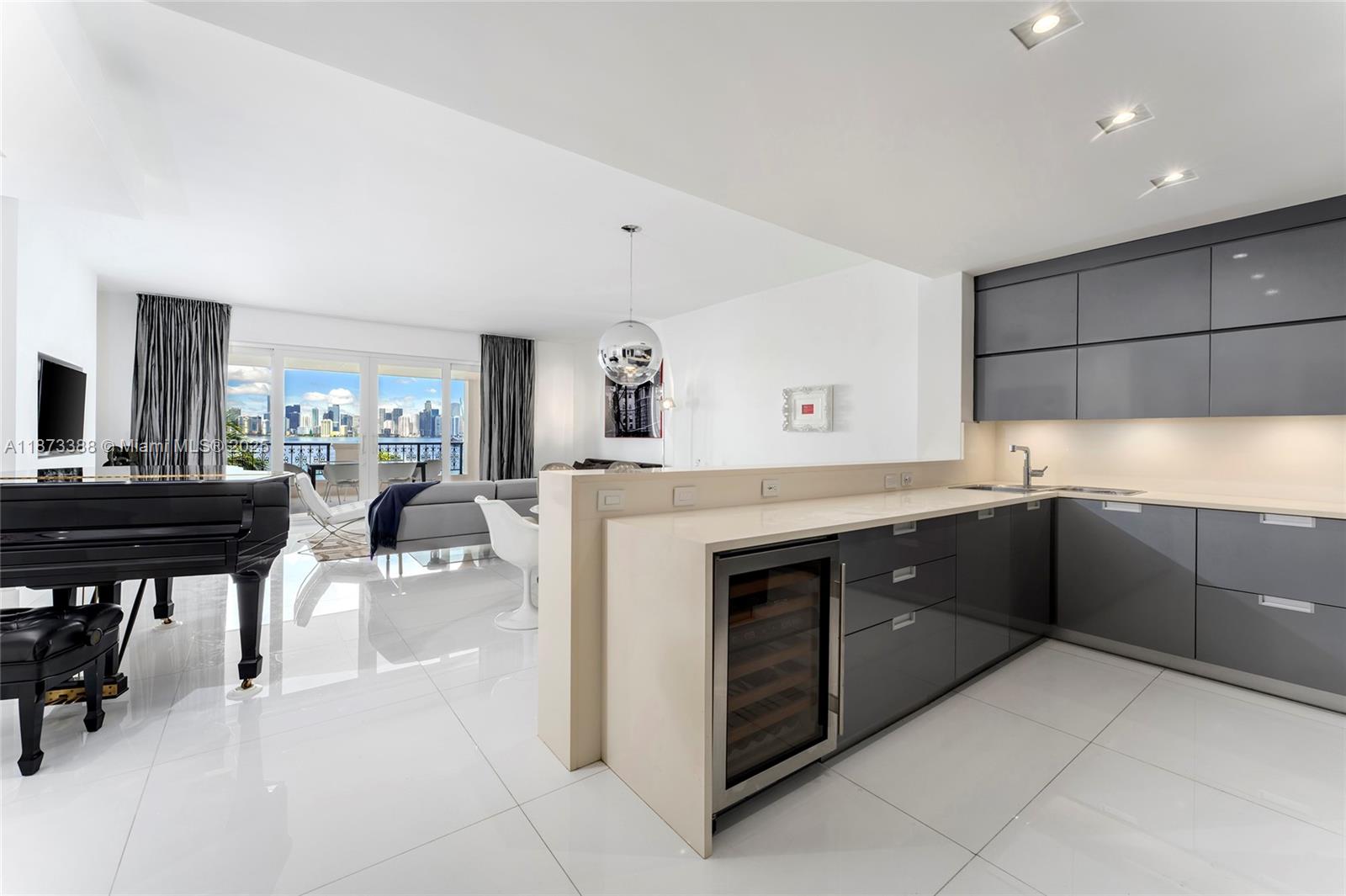 5344 Fisher Island Dr #5344, Miami FL 33109