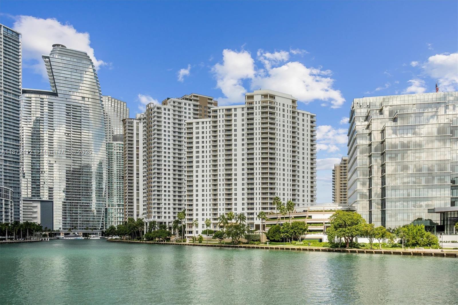 701 Brickell Key Blvd #1106, Miami FL 33131