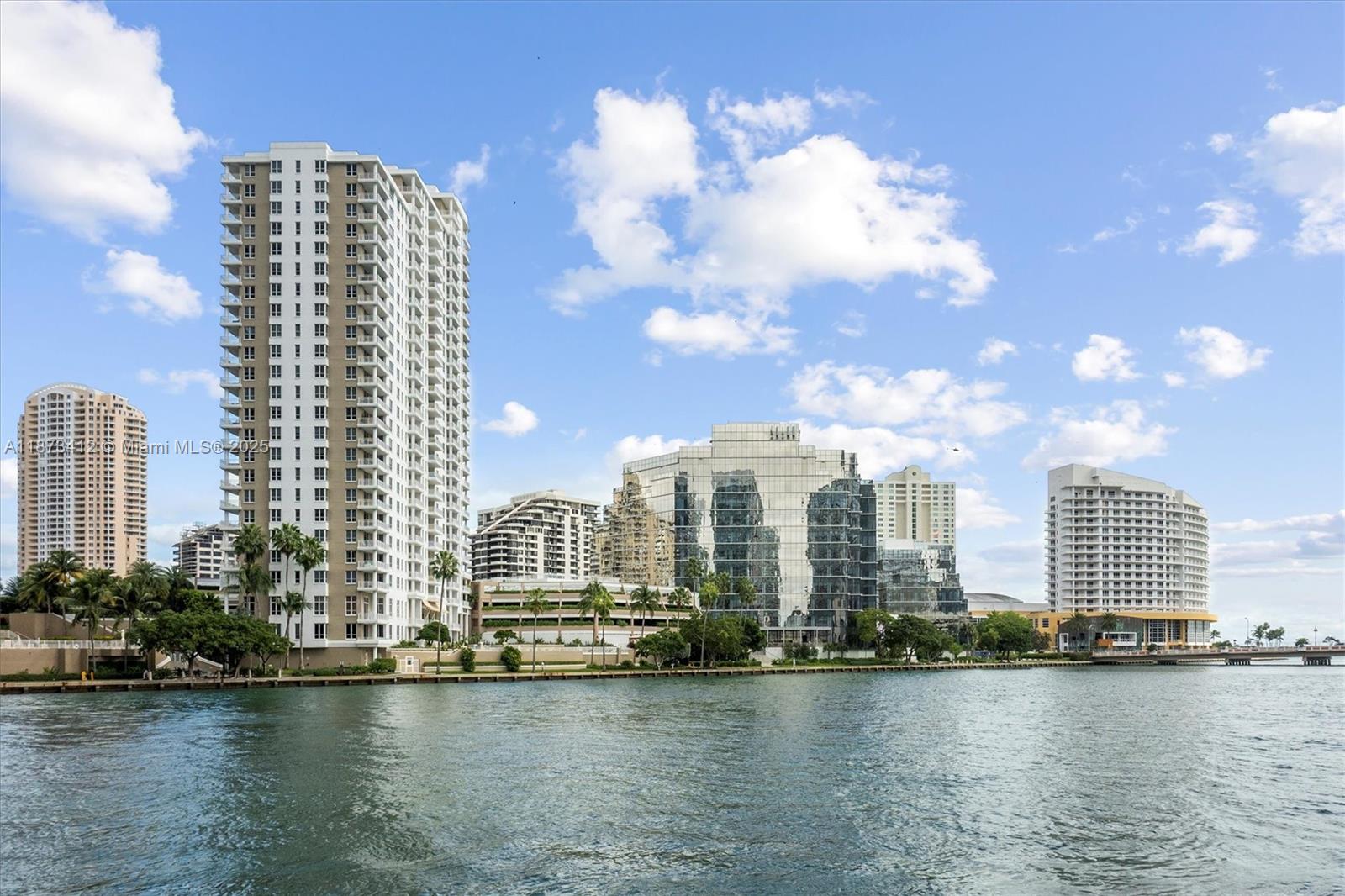 701 Brickell Key Blvd #1106, Miami FL 33131