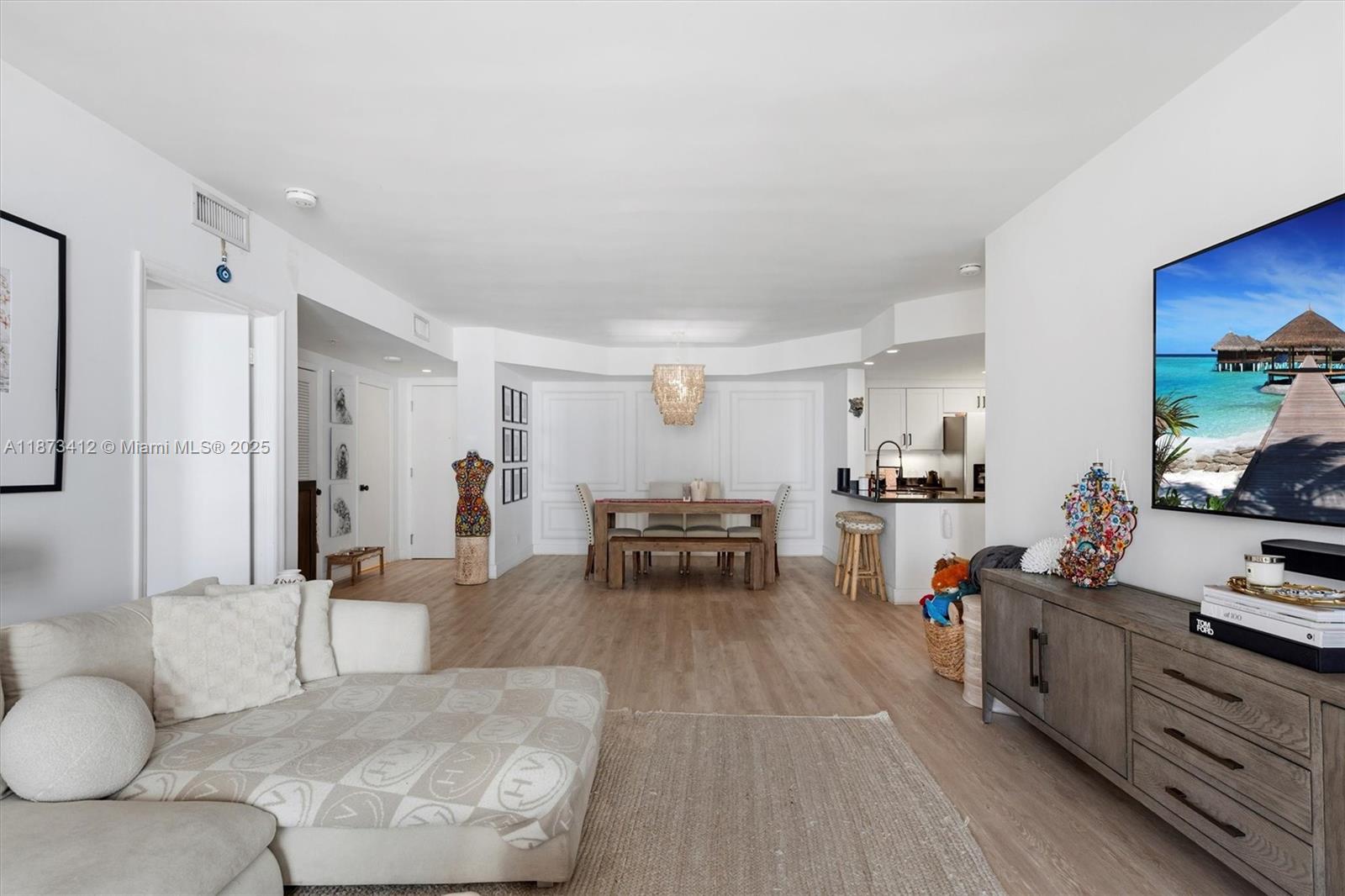 701 Brickell Key Blvd #1106, Miami FL 33131