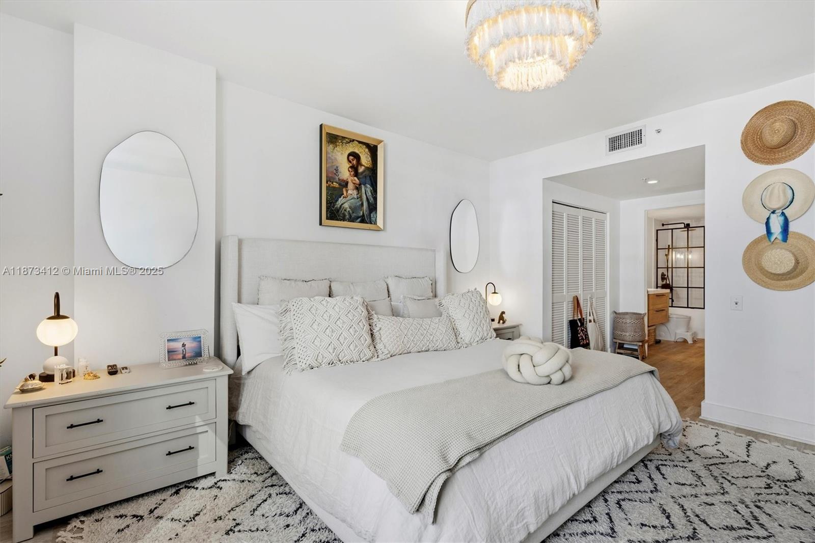 701 Brickell Key Blvd #1106, Miami FL 33131