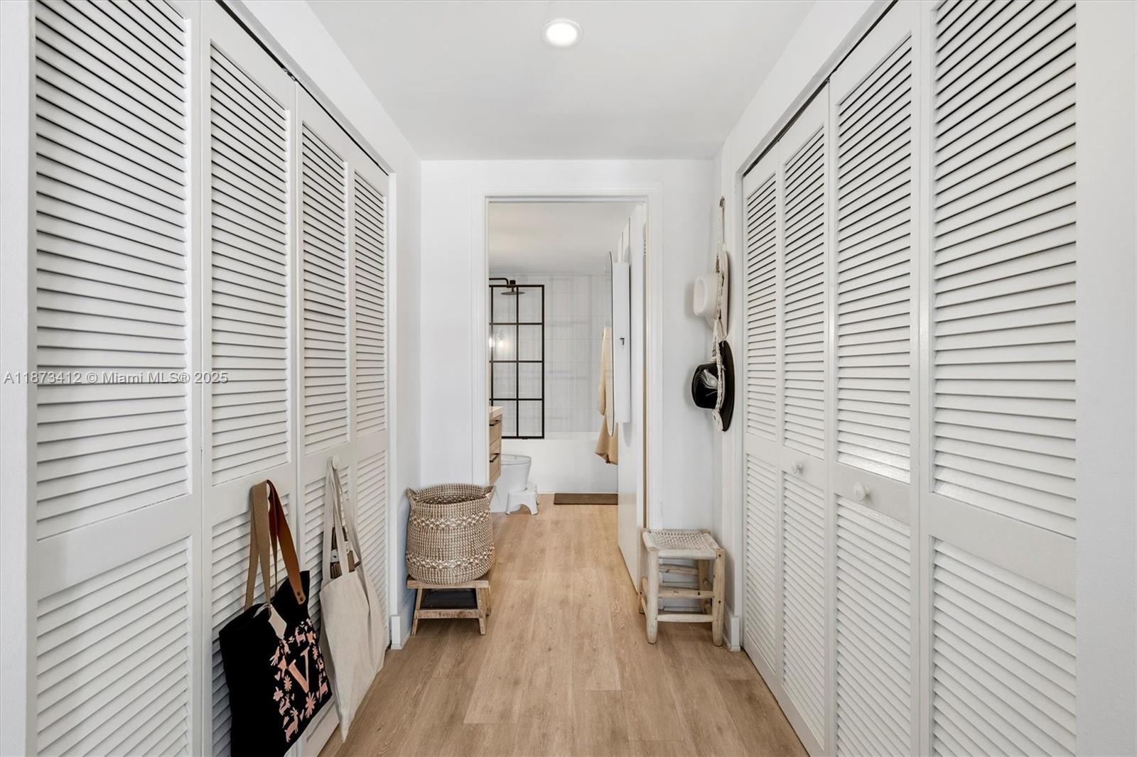 701 Brickell Key Blvd #1106, Miami FL 33131