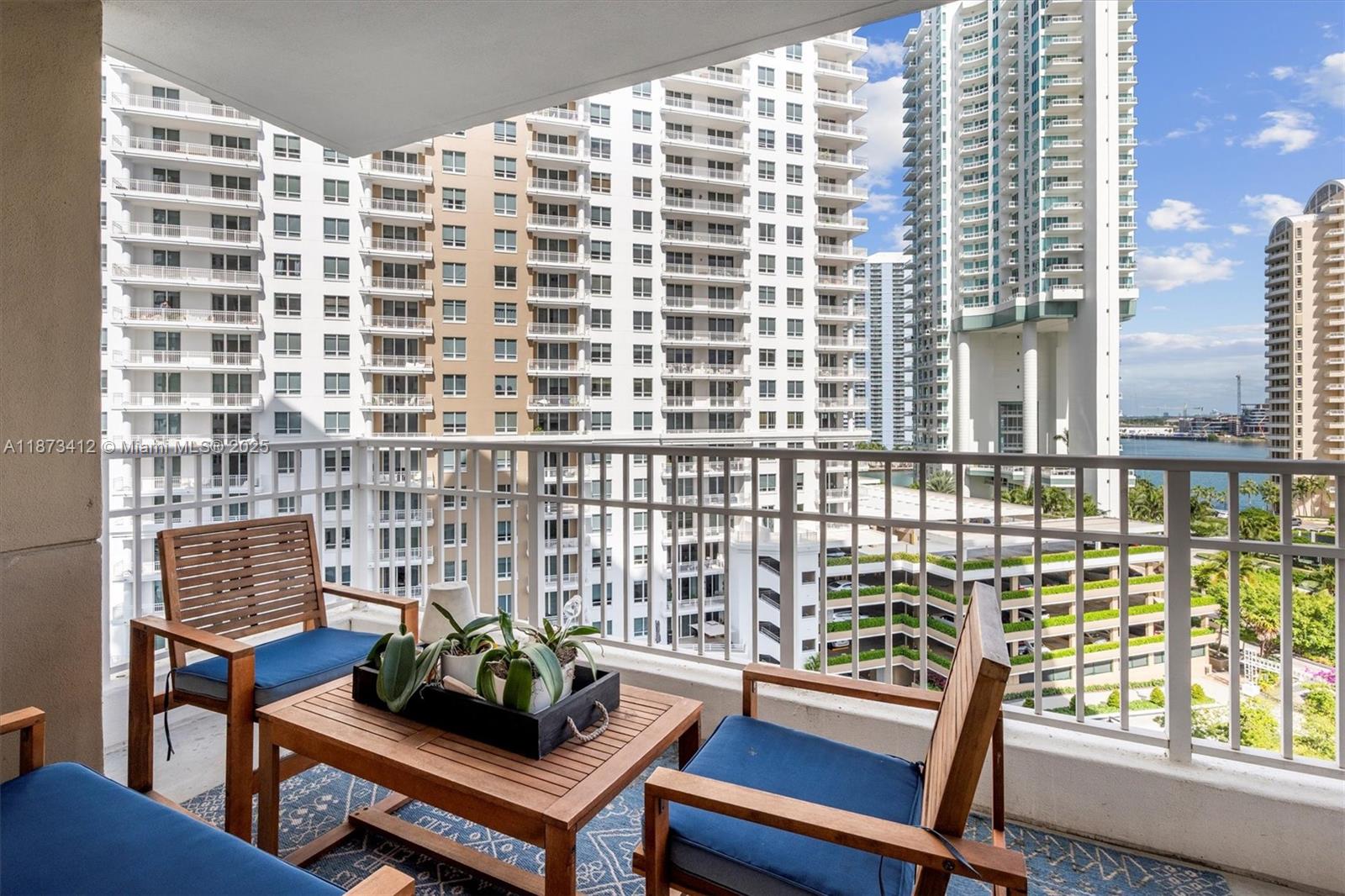 701 Brickell Key Blvd #1106, Miami FL 33131