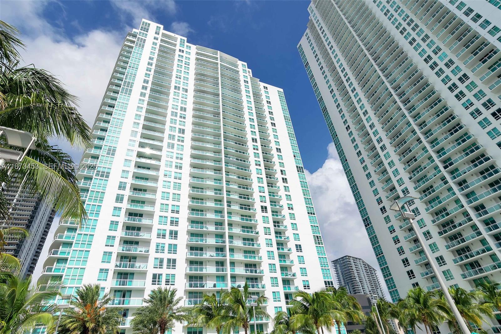 951 Brickell Ave #2010, Miami FL 33131