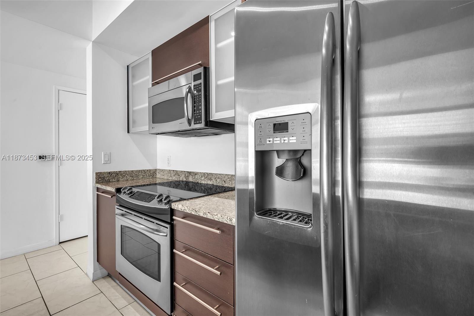 951 Brickell Ave #2010, Miami FL 33131