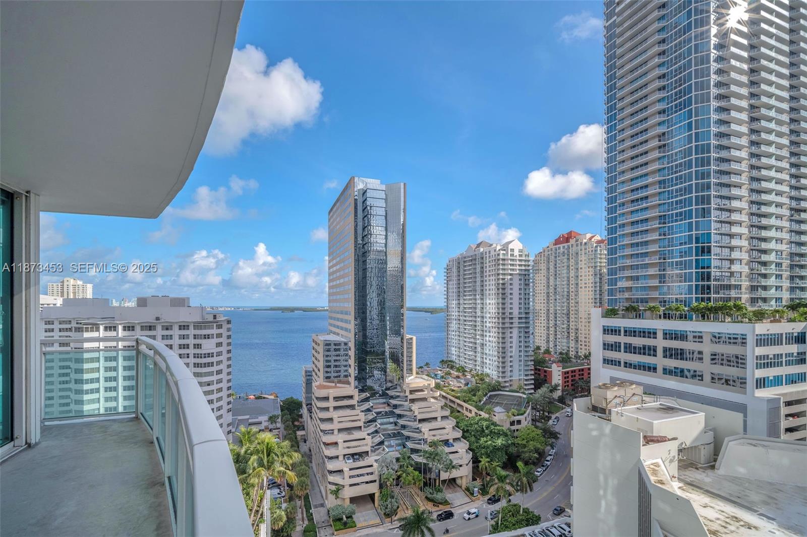 951 Brickell Ave #2010, Miami FL 33131