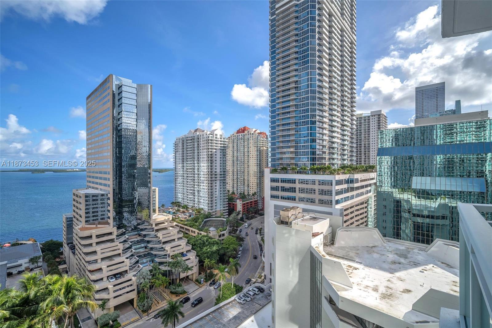 951 Brickell Ave #2010, Miami FL 33131