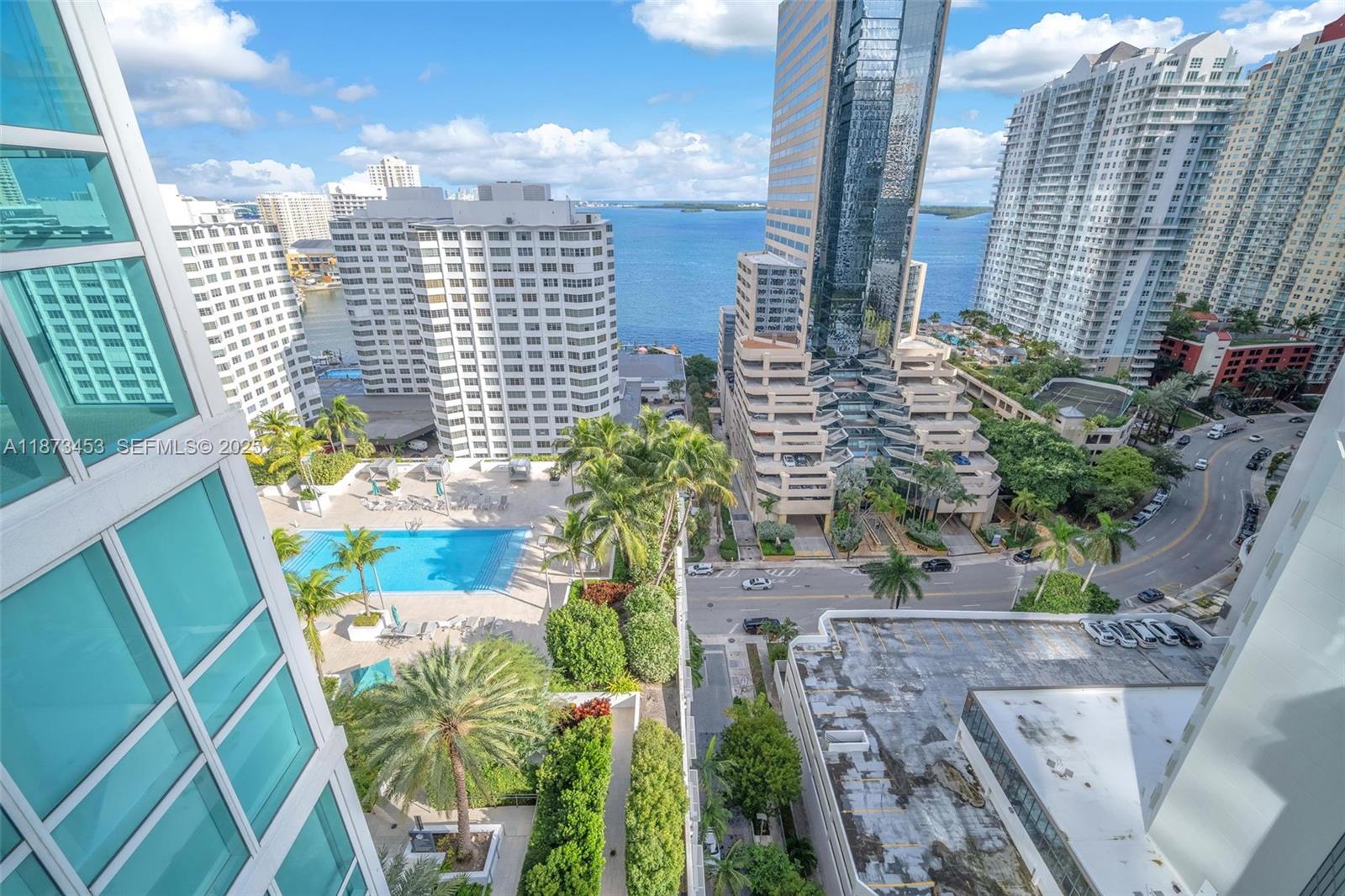 951 Brickell Ave #2010, Miami FL 33131