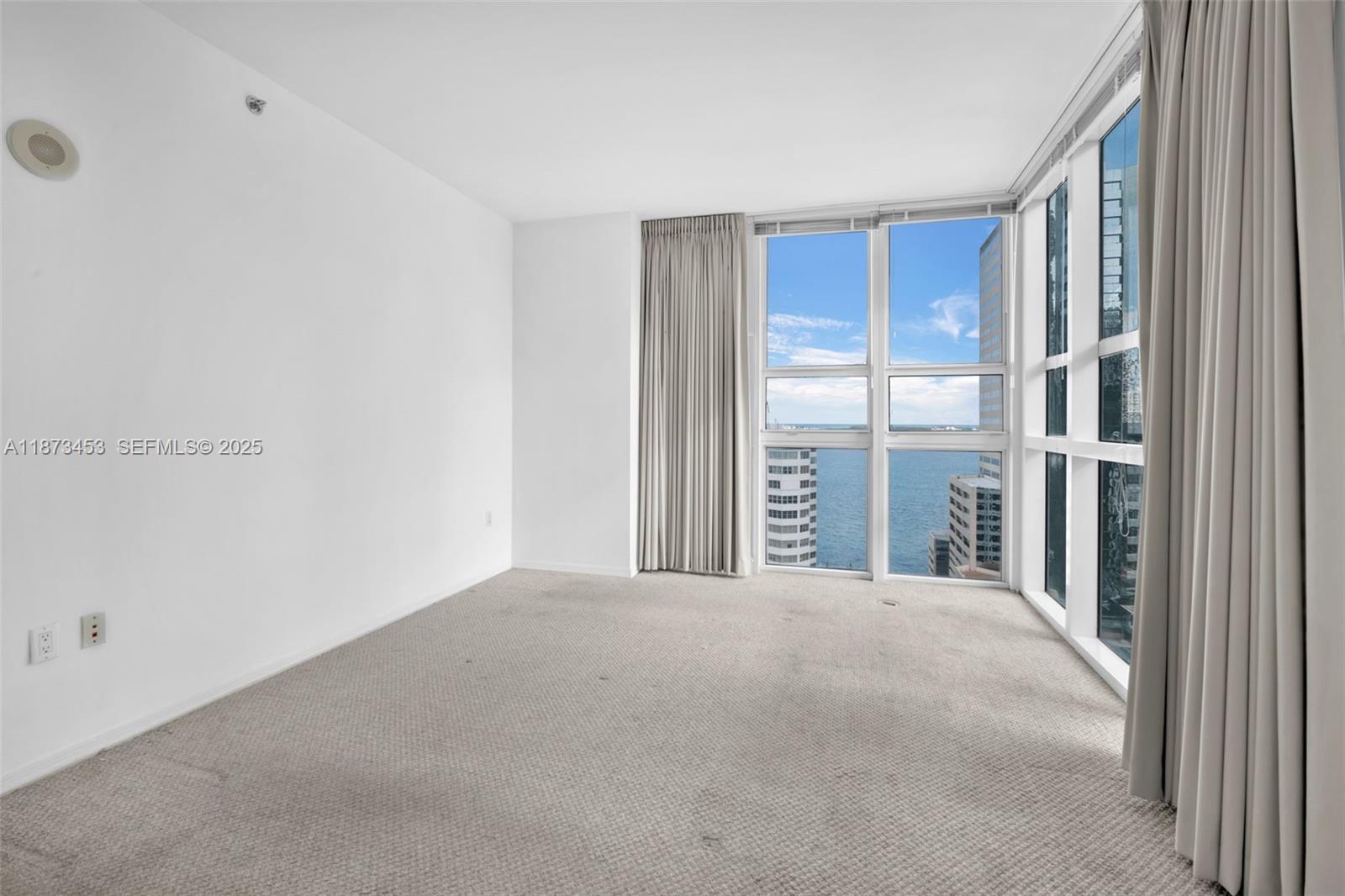 951 Brickell Ave #2010, Miami FL 33131