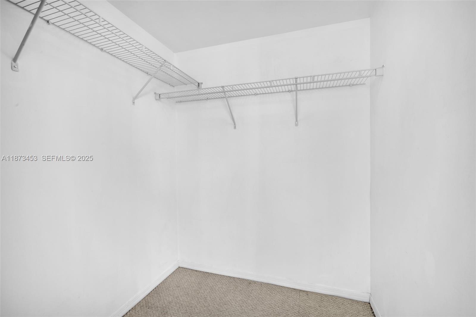 951 Brickell Ave #2010, Miami FL 33131