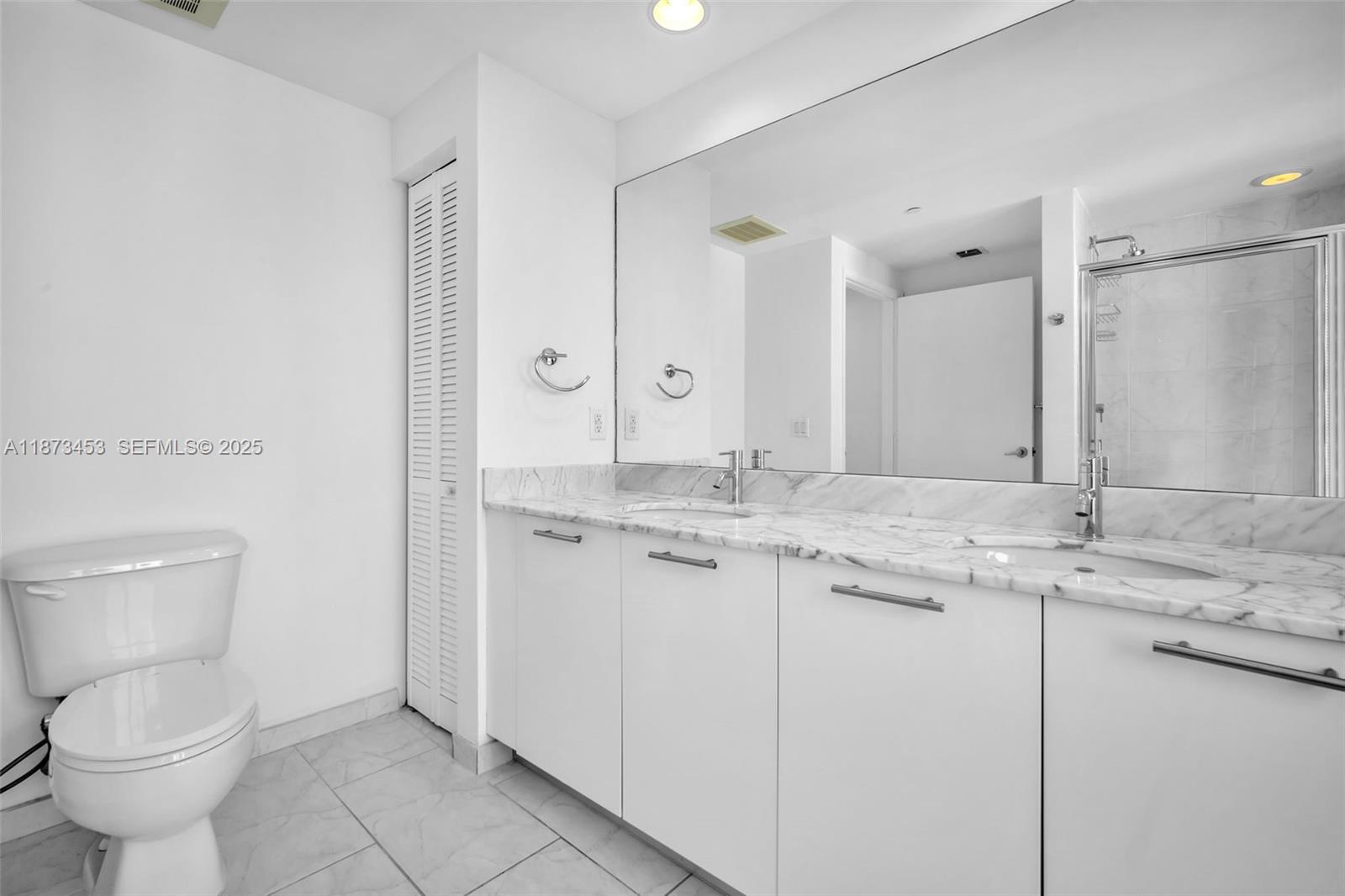 951 Brickell Ave #2010, Miami FL 33131