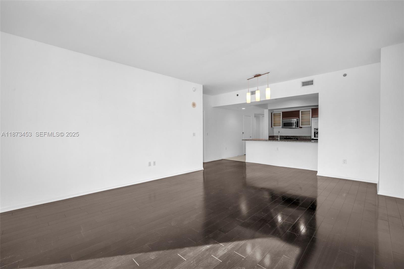 951 Brickell Ave #2010, Miami FL 33131