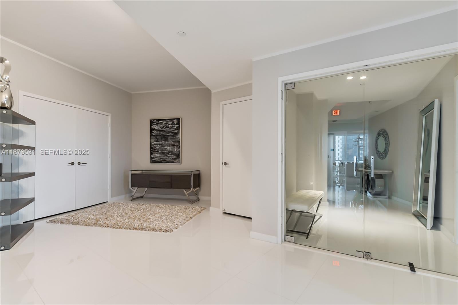 851 NE 1st Ave #1611, Miami FL 33132