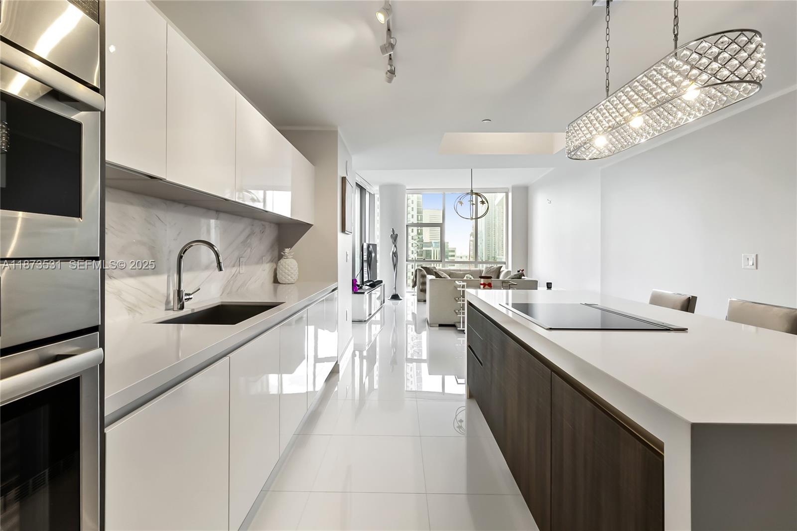 851 NE 1st Ave #1611, Miami FL 33132