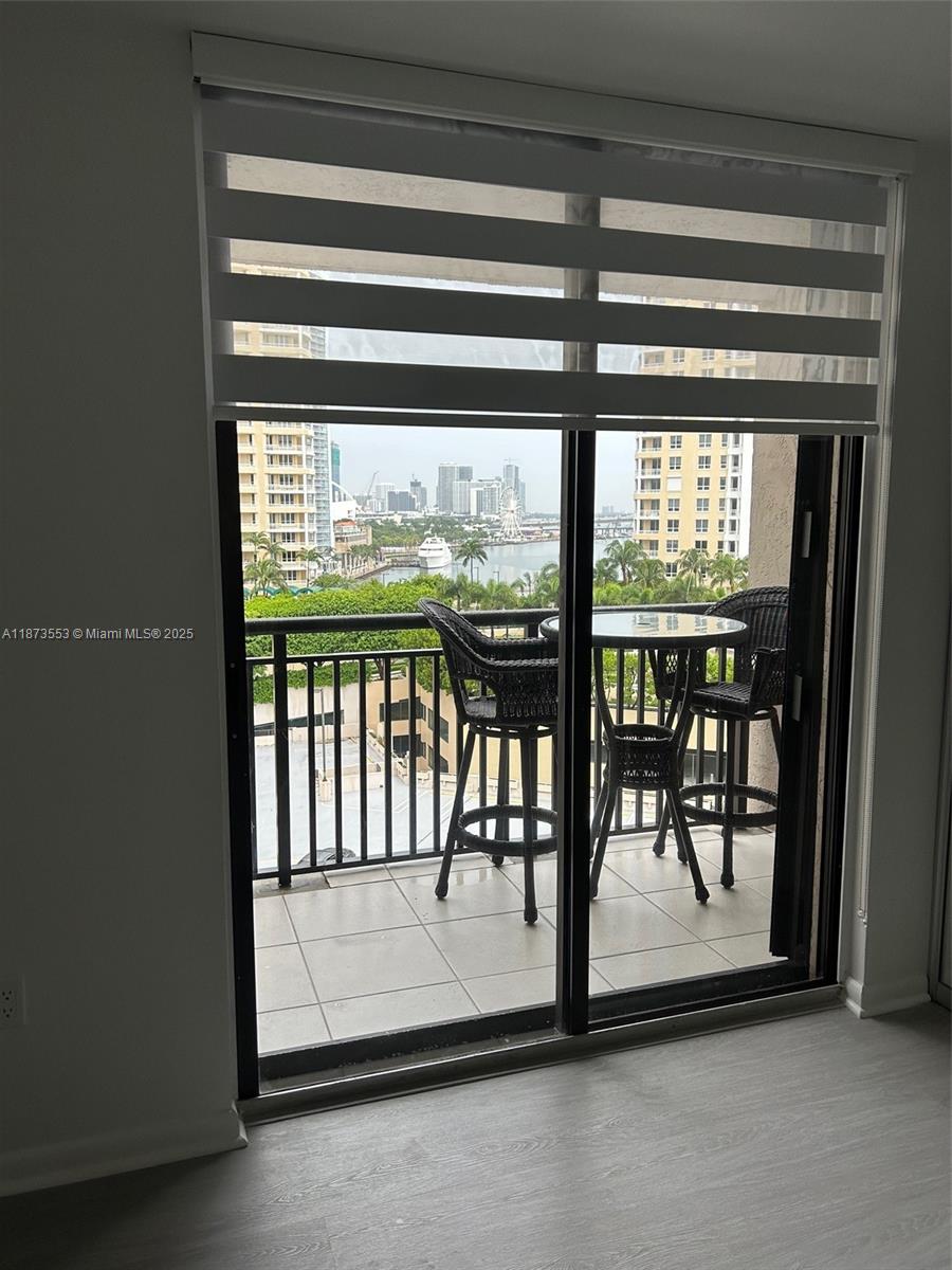 540 BRICKELL KEY DR #1002, Miami FL 33131