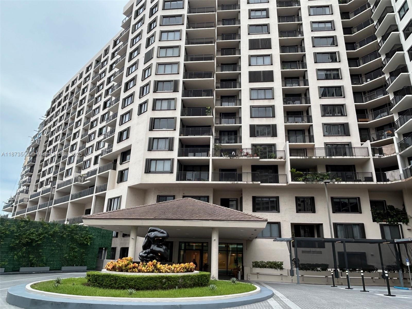 540 BRICKELL KEY DR #1002, Miami FL 33131