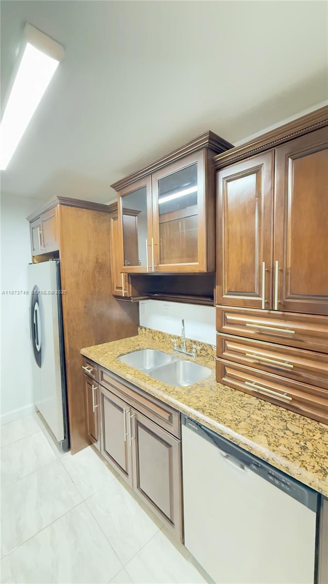 7121 Miami Lakes Dr #Q8, Miami Lakes FL 33014