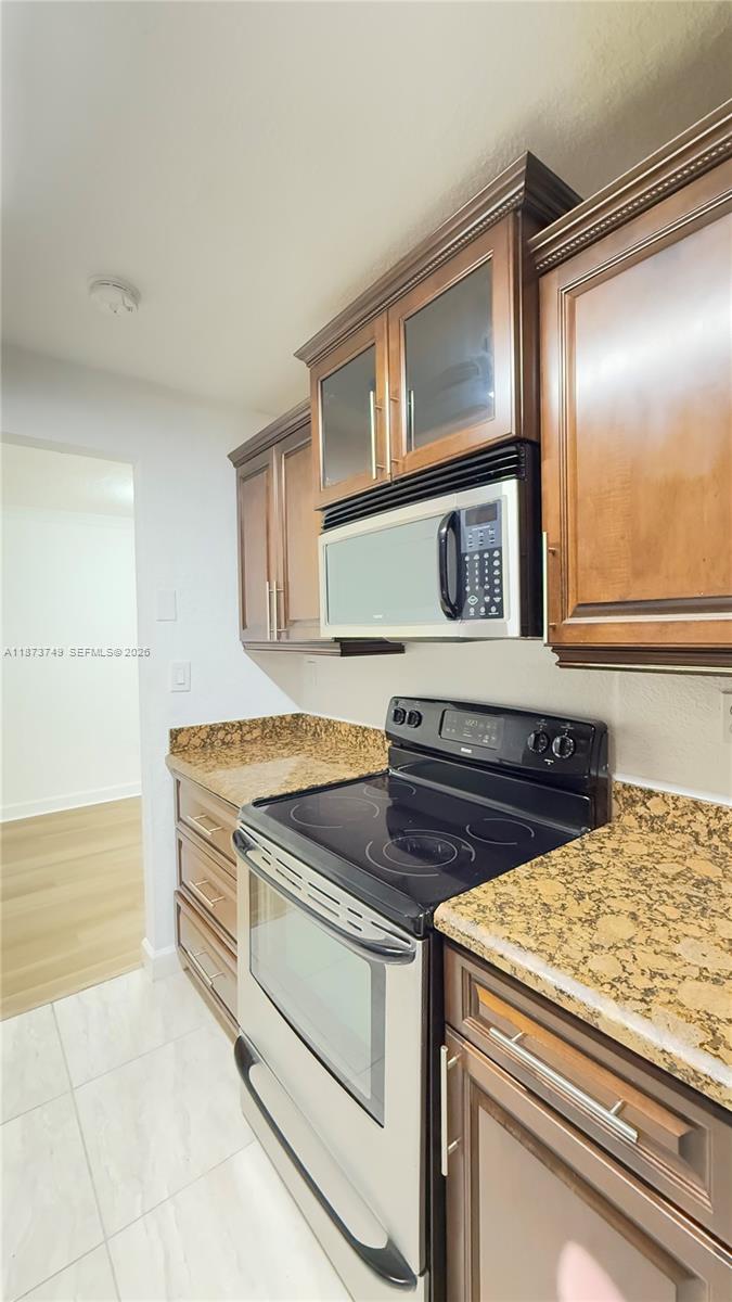 7121 Miami Lakes Dr #Q8, Miami Lakes FL 33014