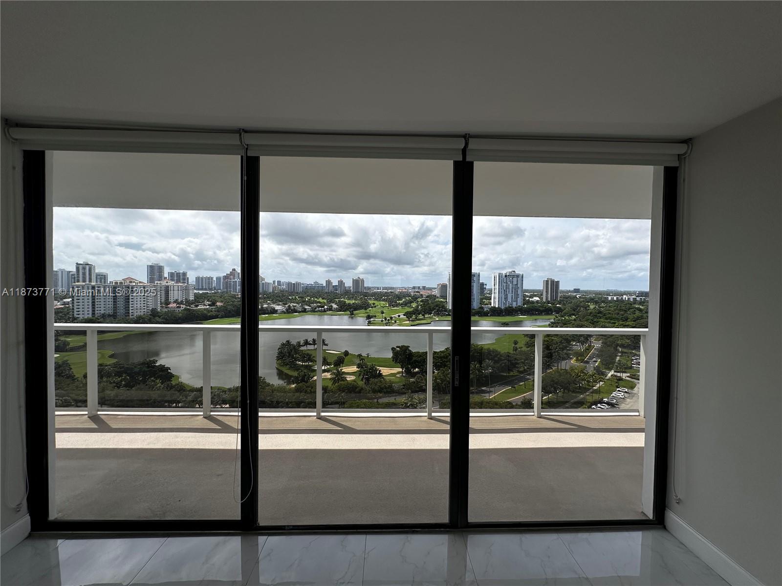 3731 N Country Club Dr #1926, Aventura FL 33180