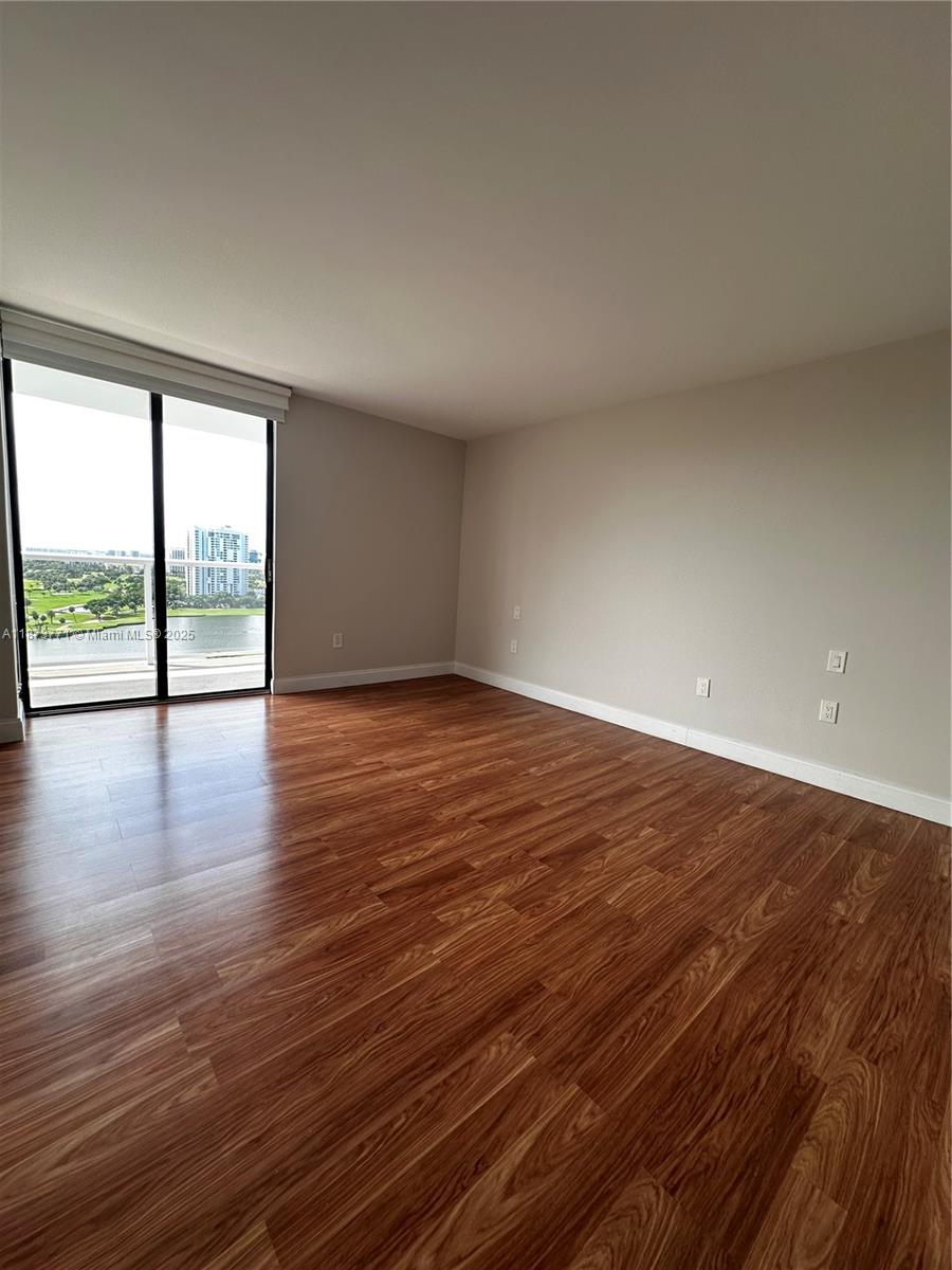 3731 N Country Club Dr #1926, Aventura FL 33180