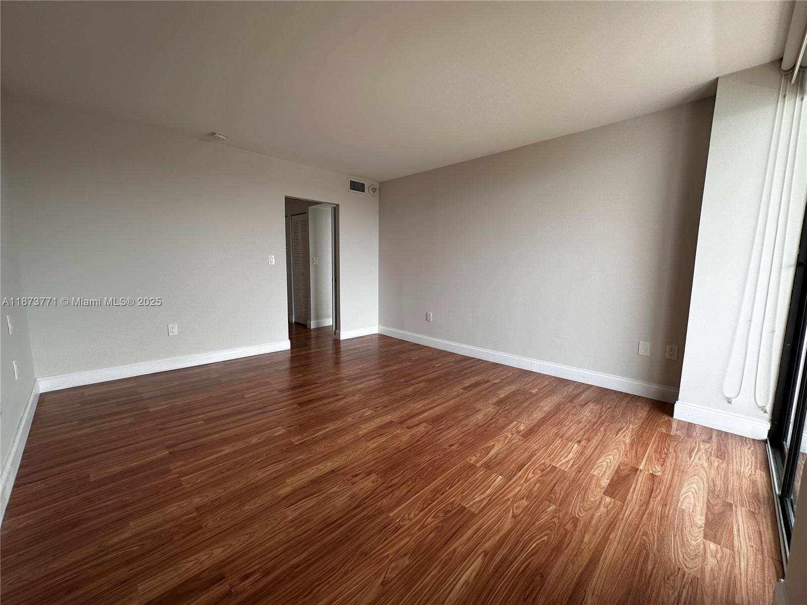 3731 N Country Club Dr #1926, Aventura FL 33180