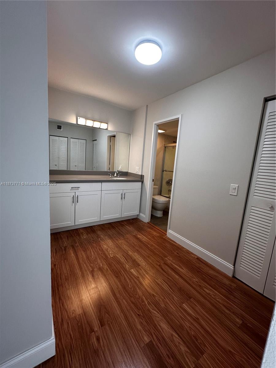 3731 N Country Club Dr #1926, Aventura FL 33180