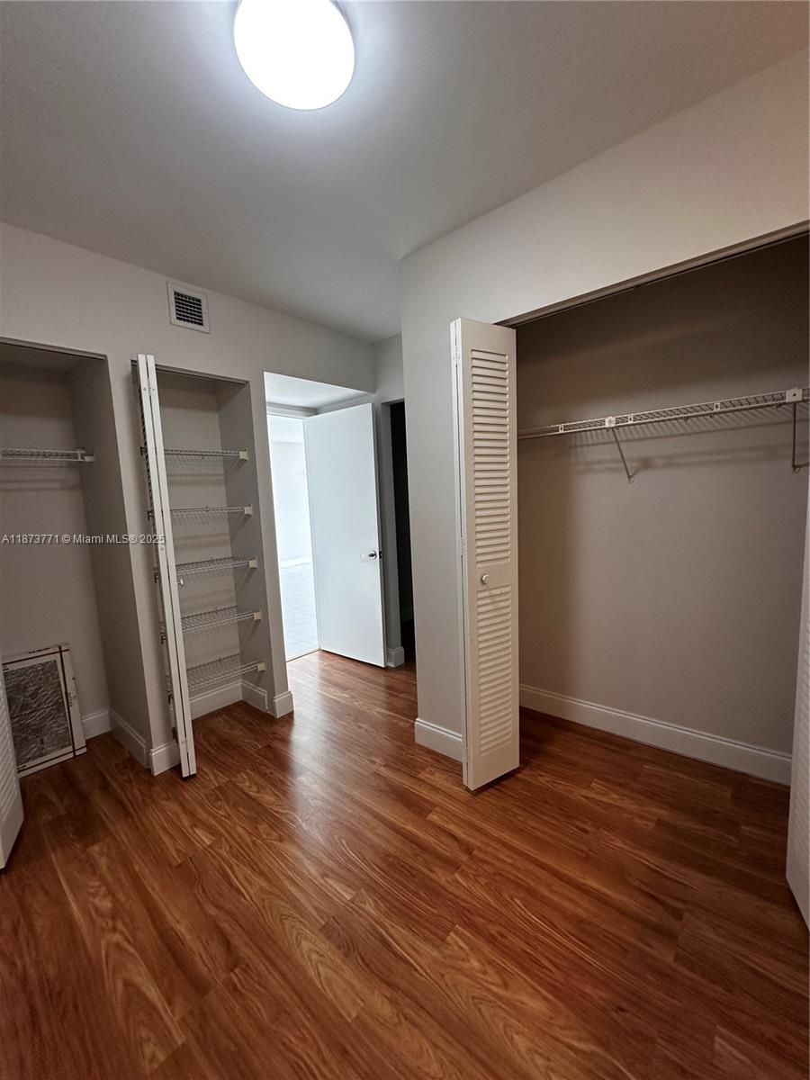 3731 N Country Club Dr #1926, Aventura FL 33180