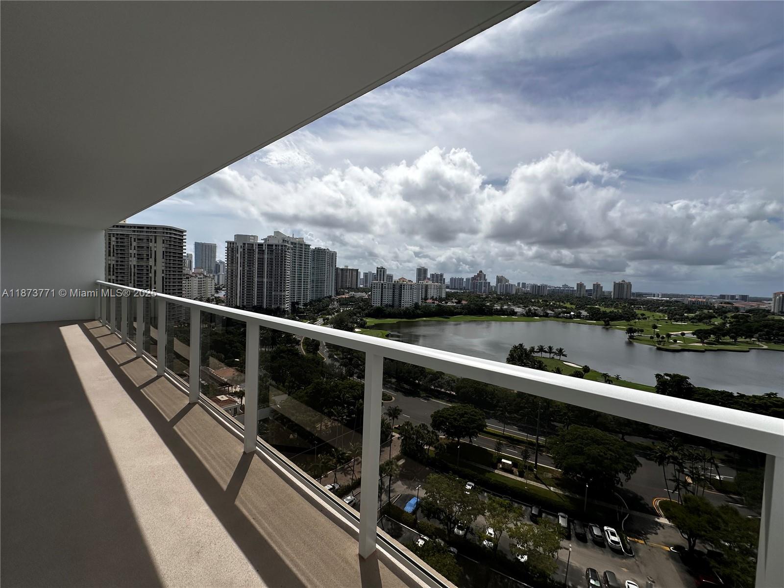 3731 N Country Club Dr #1926, Aventura FL 33180
