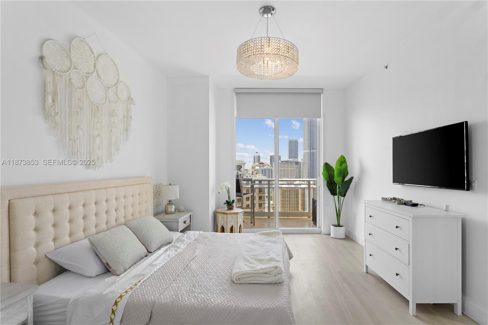 901 Brickell Key Blvd #3301, Miami FL 33131