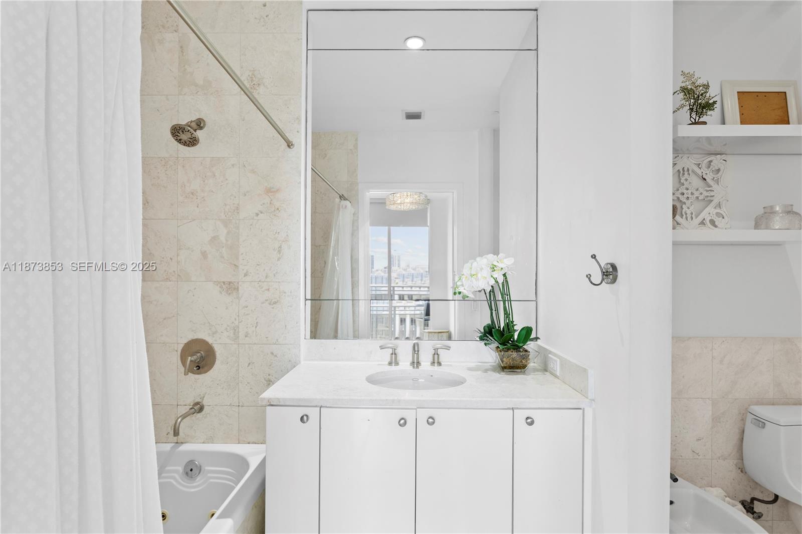 901 Brickell Key Blvd #3301, Miami FL 33131