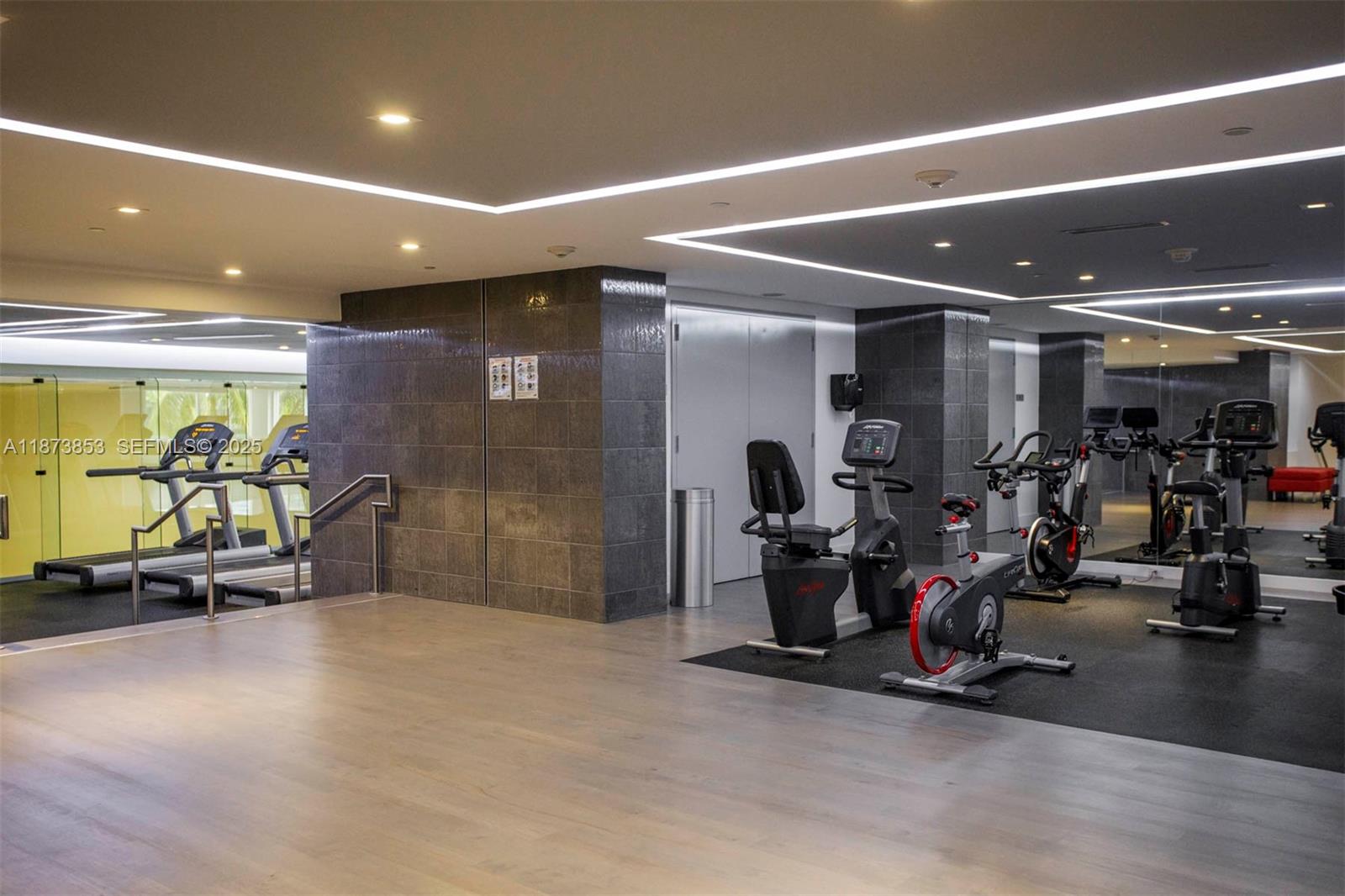 901 Brickell Key Blvd #3301, Miami FL 33131