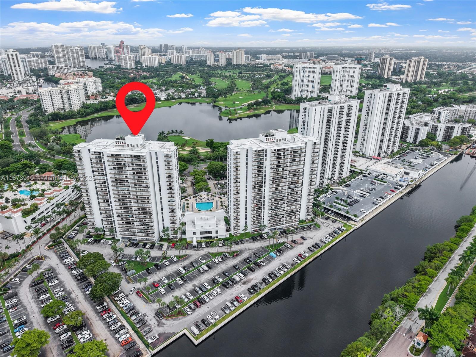 3731 N Country Club Dr #PH-26, Aventura FL 33180