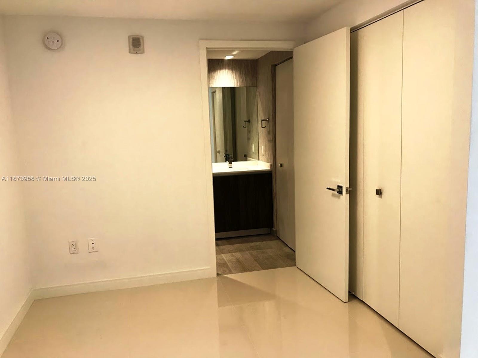 488 NE 18 #3609, Miami FL 33132