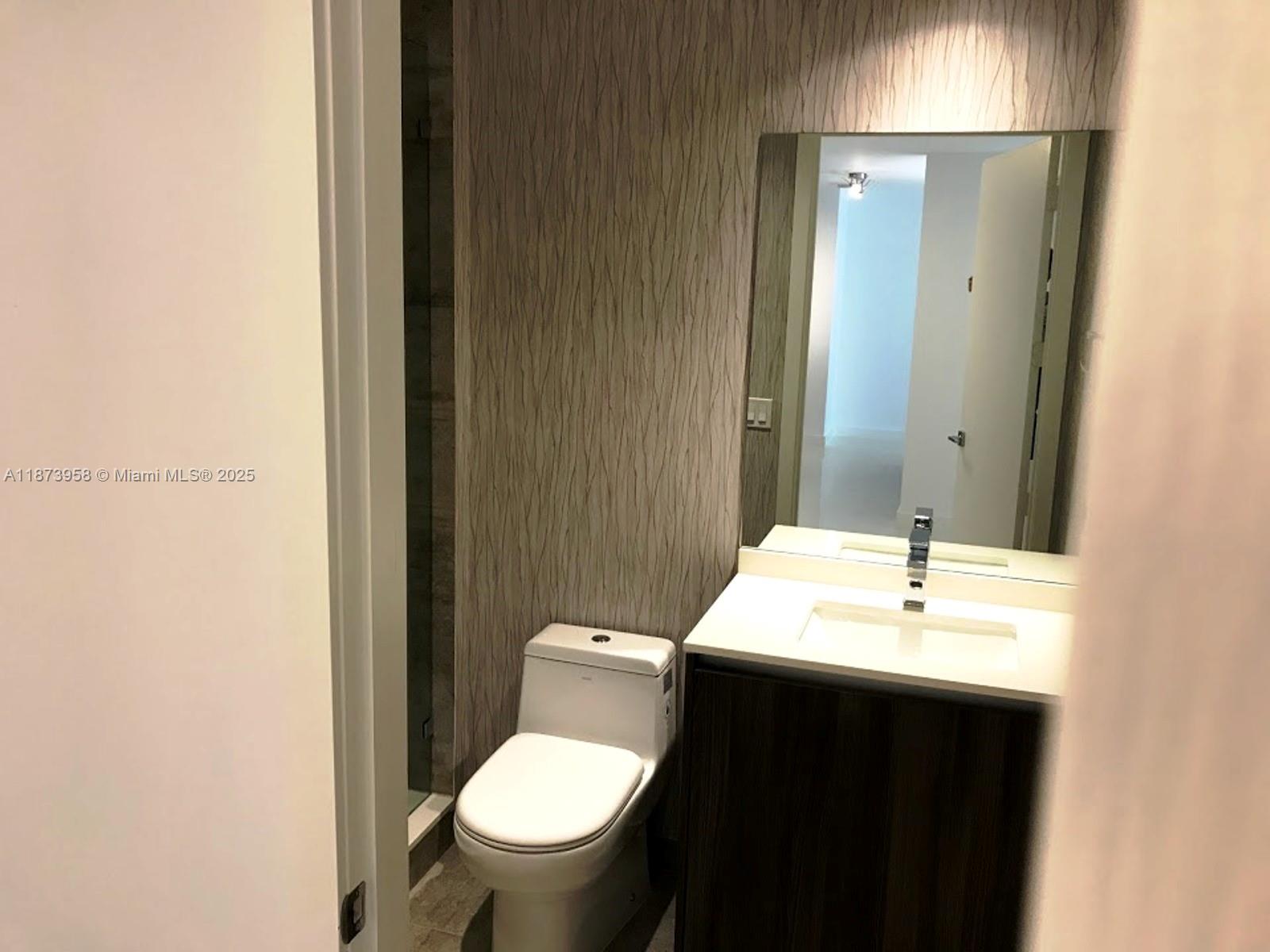 488 NE 18 #3609, Miami FL 33132