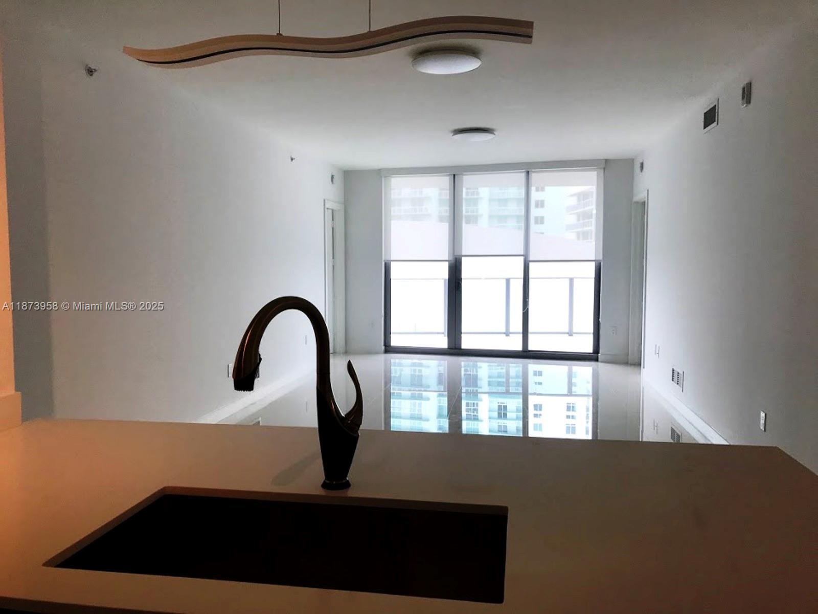 488 NE 18 #3609, Miami FL 33132