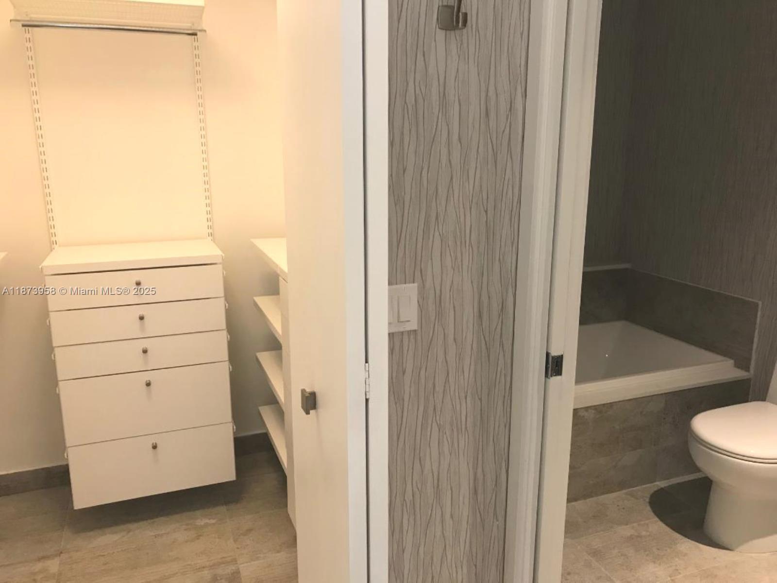 488 NE 18 #3609, Miami FL 33132