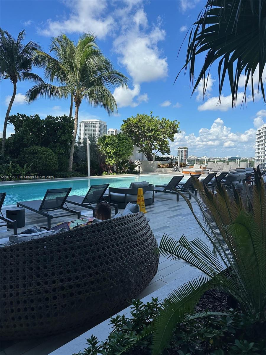 488 NE 18 #3609, Miami FL 33132