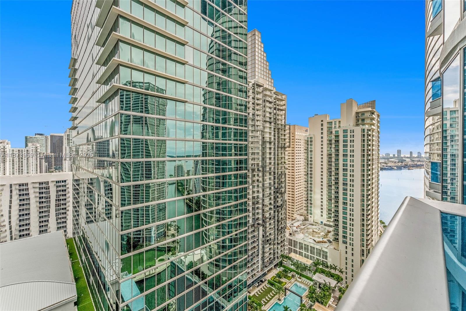 200 Biscayne Boulevard Way #3601, Miami FL 33131