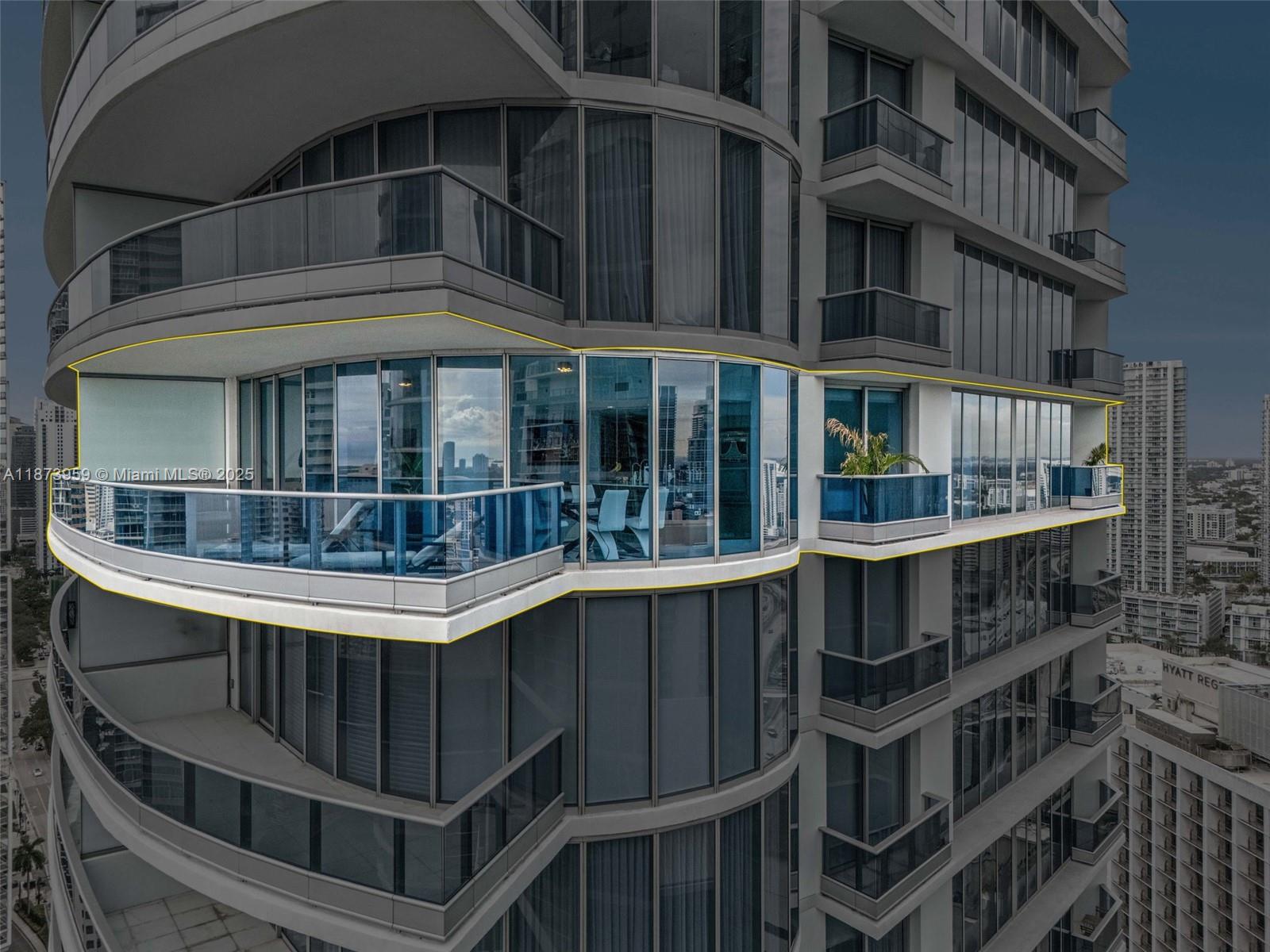 200 Biscayne Boulevard Way #3601, Miami FL 33131