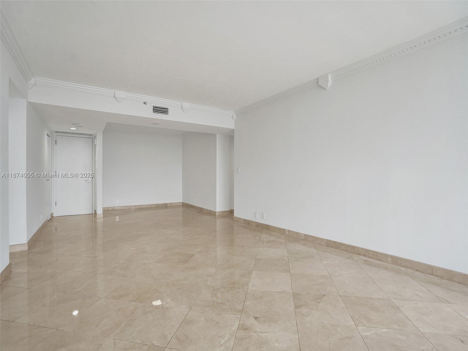 1000 W Island Blvd #1612, Aventura FL 33160